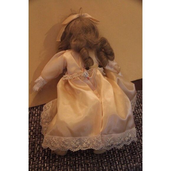 Thorens Mann musical doll Swiss music 17" - Picture 5 of 10